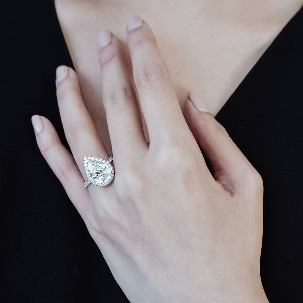 
          
          Load image into Gallery viewer, Netta Lab Created Diamond Pear Halo Pave Diamonds Rose Gold Ring
          
          