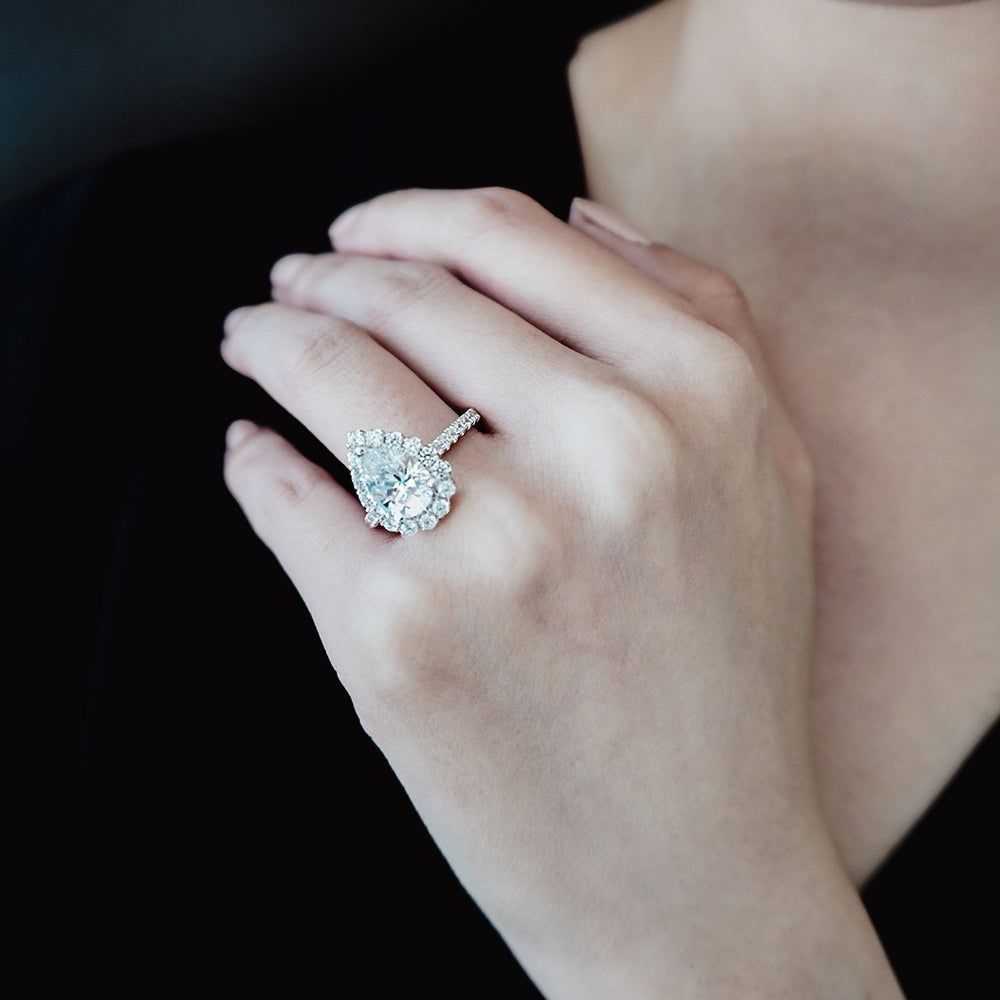 
          
          Load image into Gallery viewer, Nigella Lab Created Diamond Pear Halo Pave Diamonds Yellow Gold Ring
          
          
