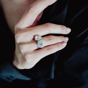 
          
          Load image into Gallery viewer, Linn Moissanite Round Diamonds Halo Solitaire Ring
          
          